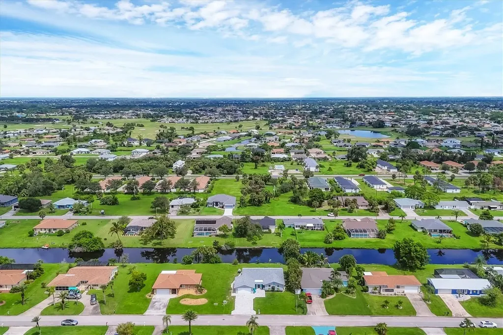 181 Caddy Road Rotonda West FL 33947
