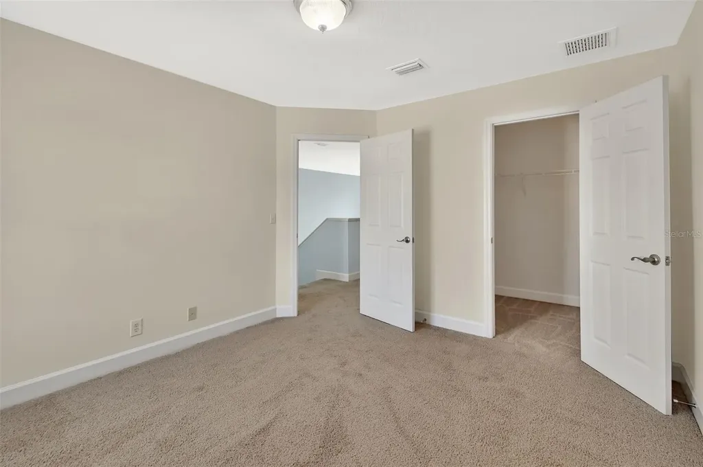 214 Woodhouse Lane Deland FL 32724