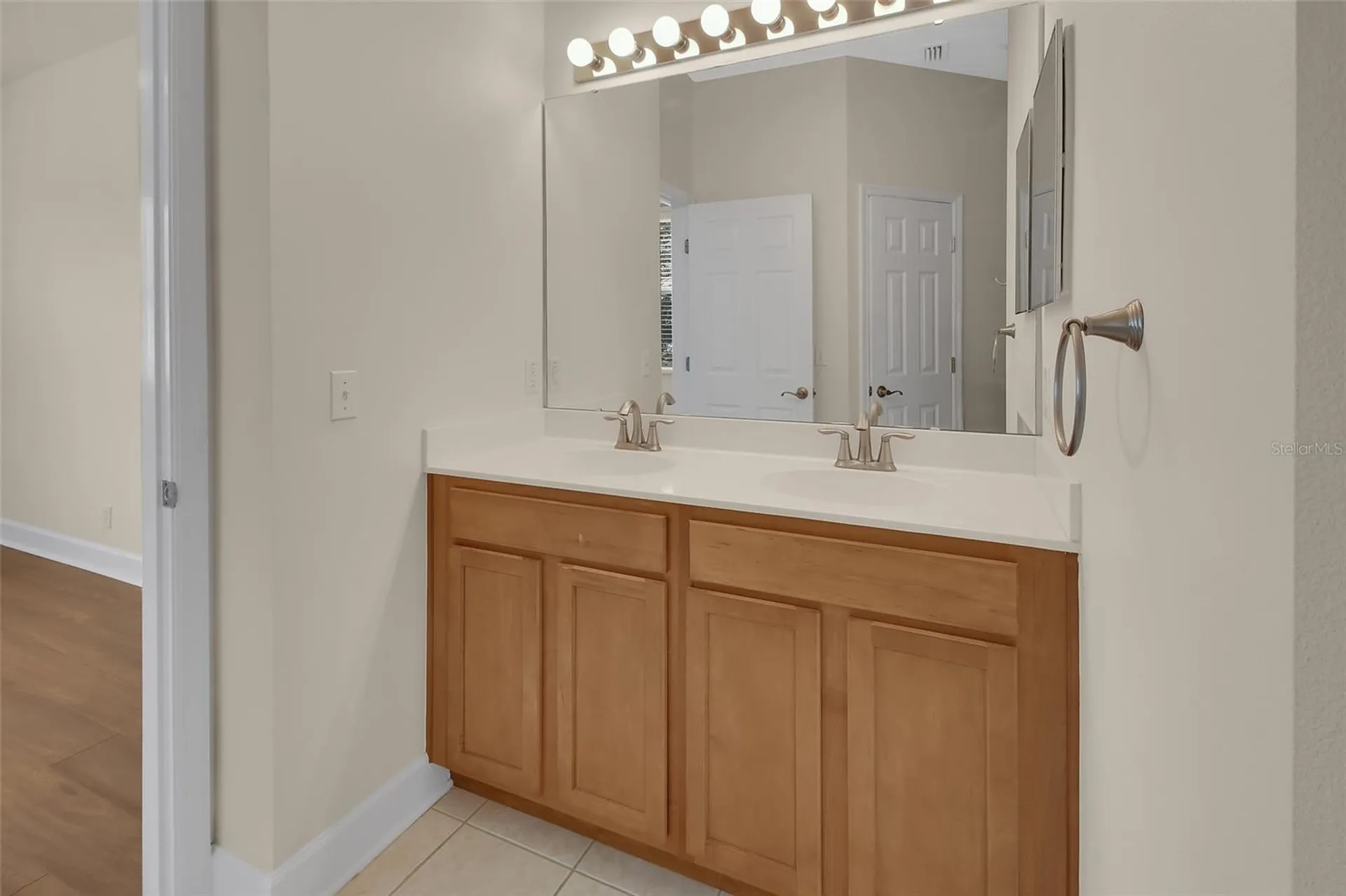 214 Woodhouse Lane Deland FL 32724