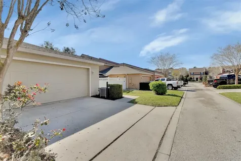 214 Woodhouse Lane Deland FL 32724