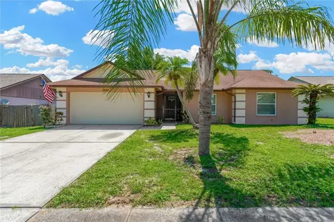 1604 Dusty Rose Lane Brandon FL 33510