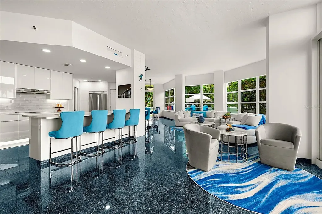 988 Boulevard Of The Arts Sarasota FL 34236