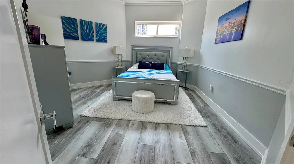 988 Boulevard Of The Arts Sarasota FL 34236