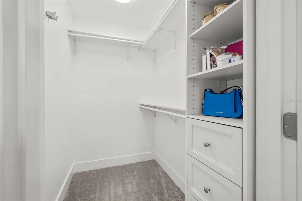 988 Boulevard Of The Arts Sarasota FL 34236