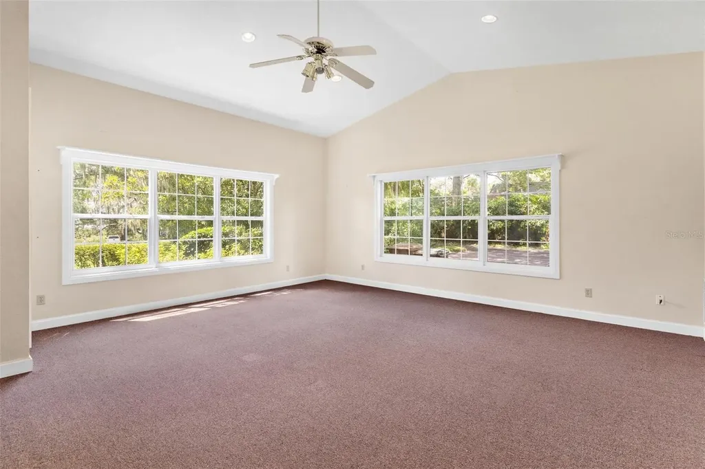 9223 Silver Lake Drive Leesburg FL 34788