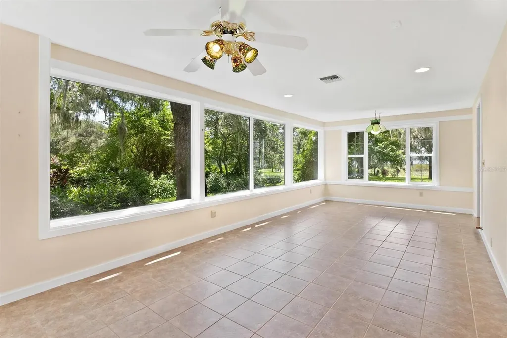 9223 Silver Lake Drive Leesburg FL 34788