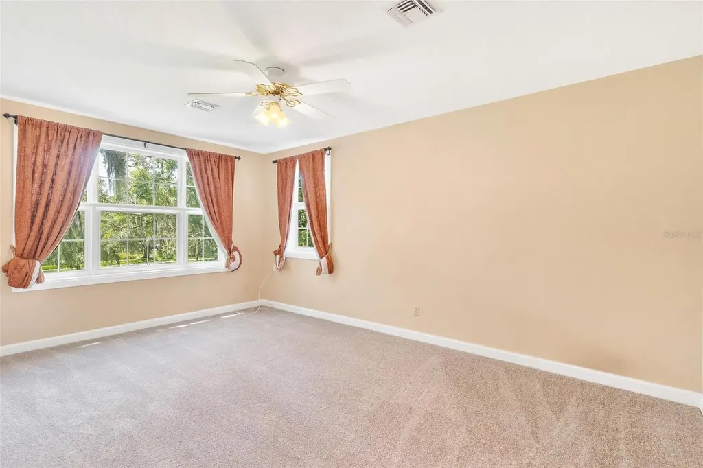 9223 Silver Lake Drive Leesburg FL 34788