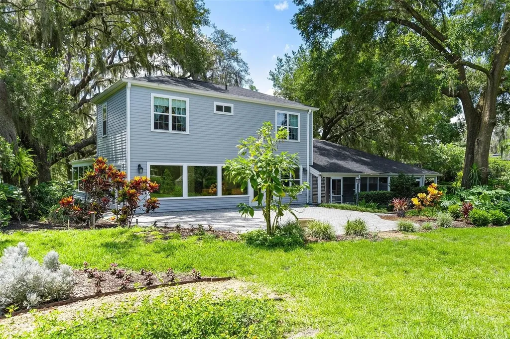 9223 Silver Lake Drive Leesburg FL 34788