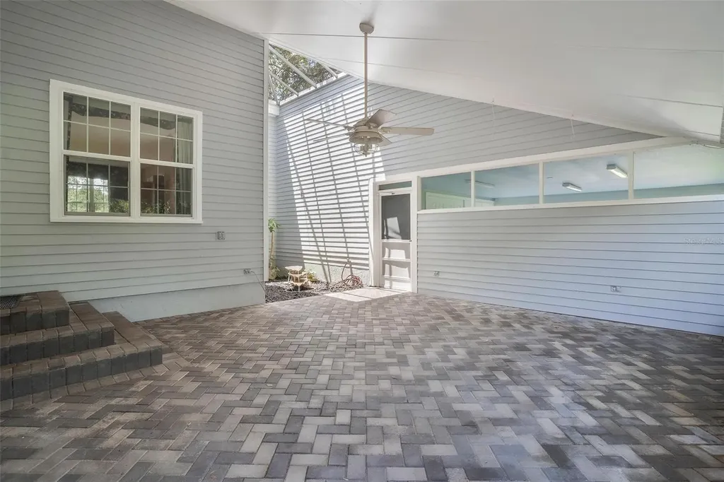 9223 Silver Lake Drive Leesburg FL 34788