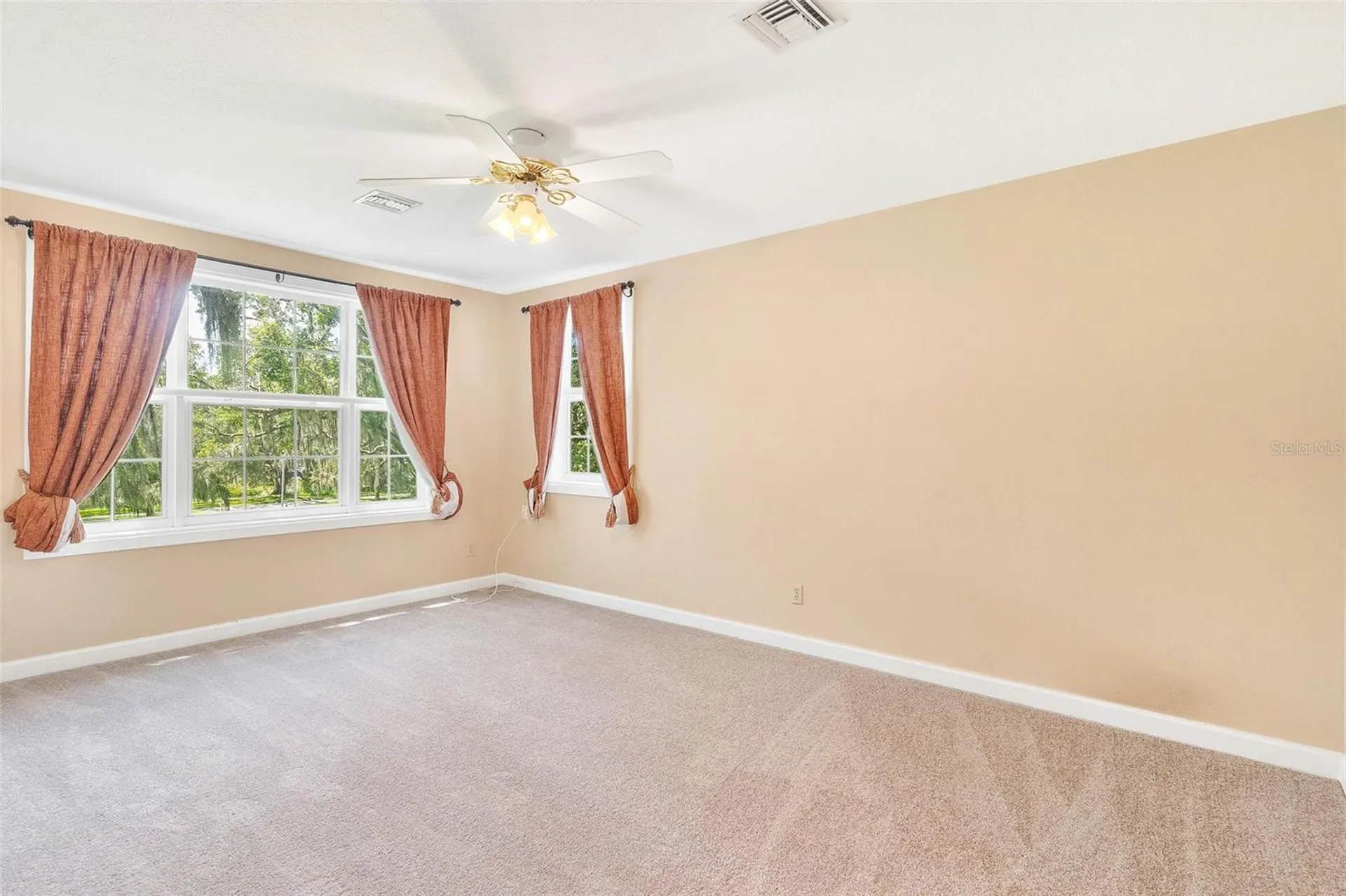 9223 Silver Lake Drive Leesburg FL 34788