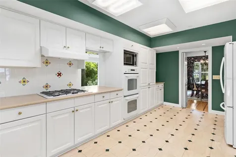 9223 Silver Lake Drive Leesburg FL 34788