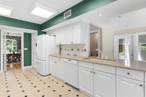 9223 Silver Lake Drive Leesburg FL 34788
