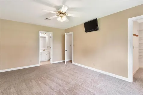 9223 Silver Lake Drive Leesburg FL 34788