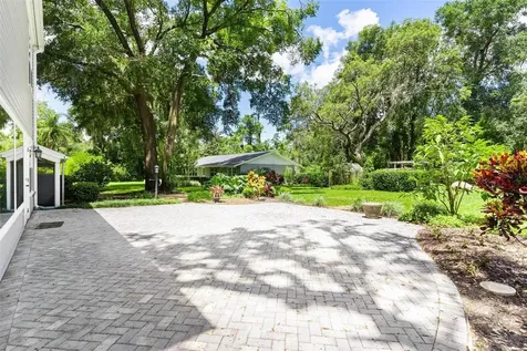 9223 Silver Lake Drive Leesburg FL 34788