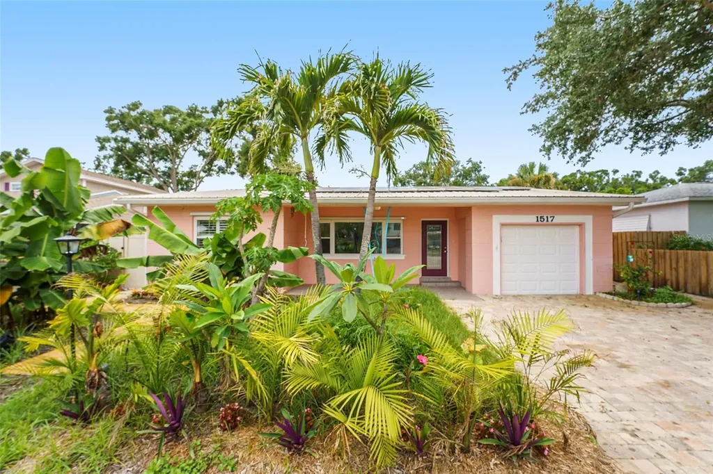 1517 60th Street S Gulfport FL 33707