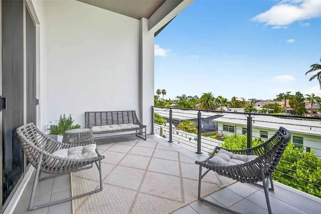 131 Forest Hills Drive Redington Shores FL 33708