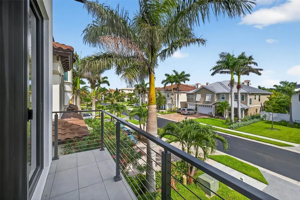 131 Forest Hills Drive Redington Shores FL 33708