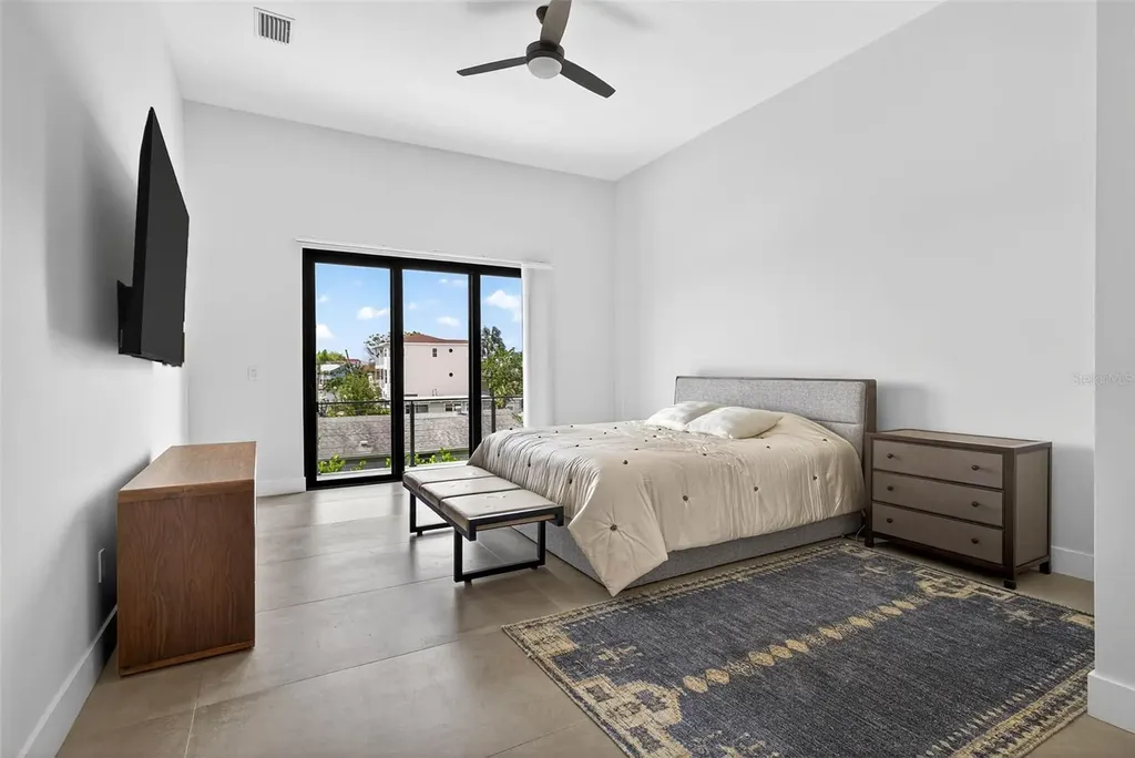 131 Forest Hills Drive Redington Shores FL 33708
