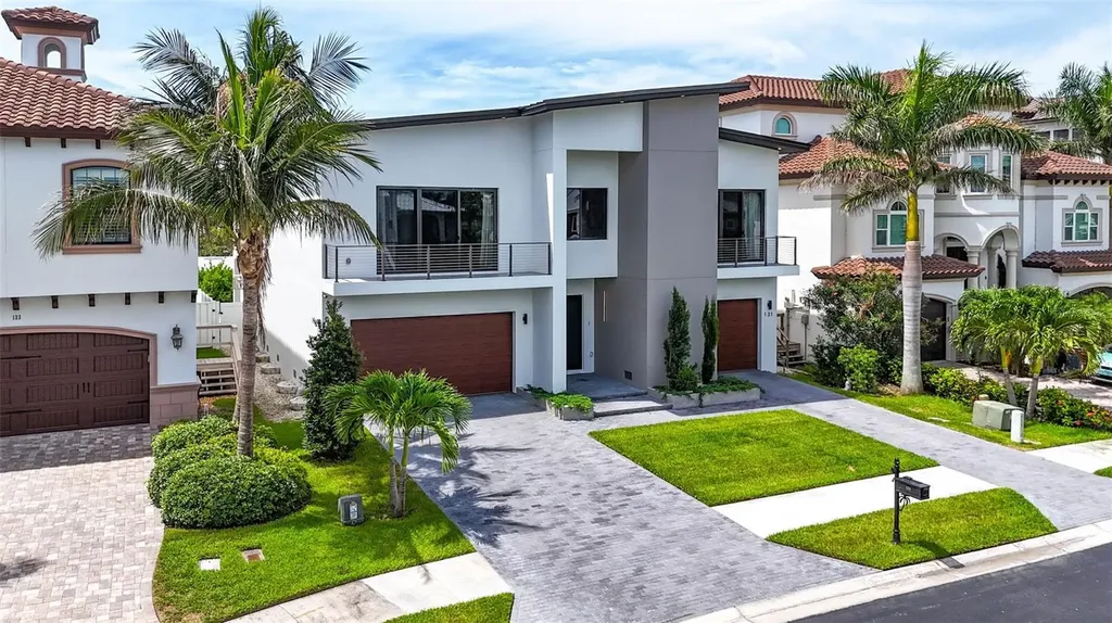 131 Forest Hills Drive Redington Shores FL 33708