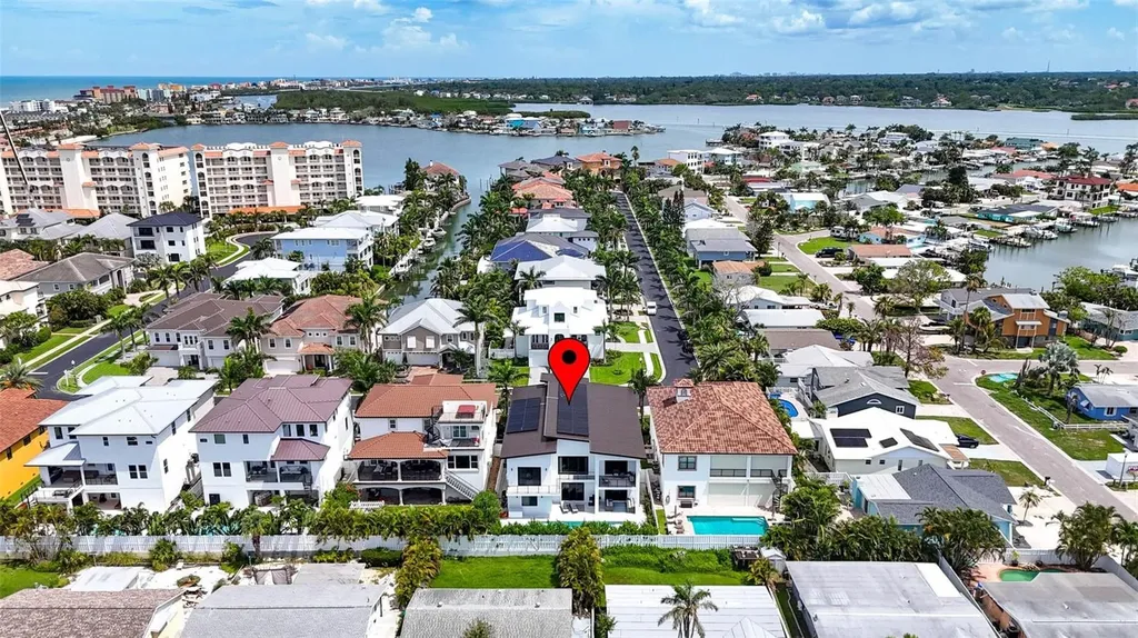 131 Forest Hills Drive Redington Shores FL 33708