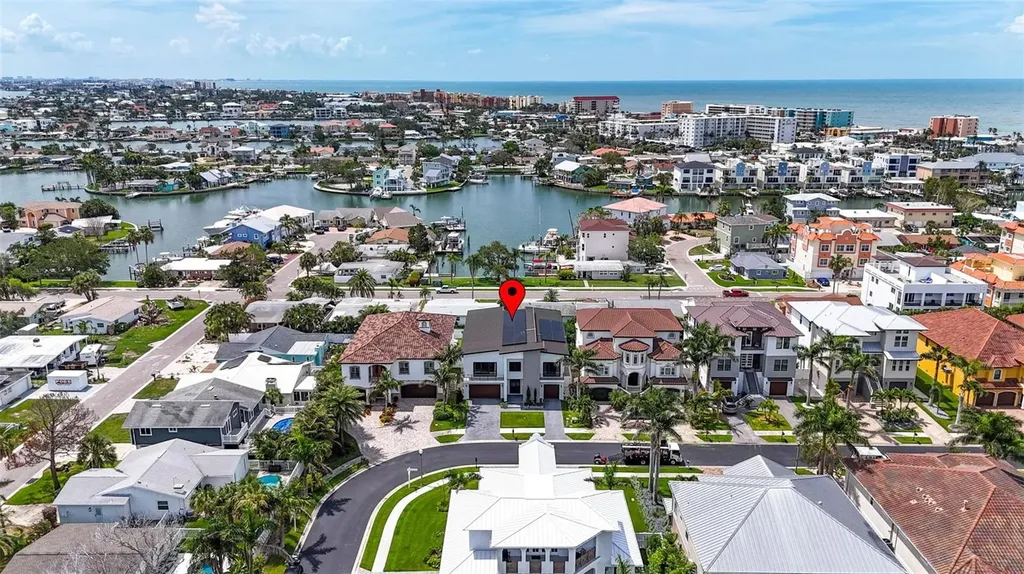 131 Forest Hills Drive Redington Shores FL 33708