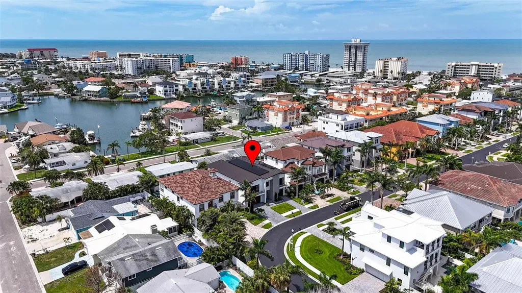 131 Forest Hills Drive Redington Shores FL 33708