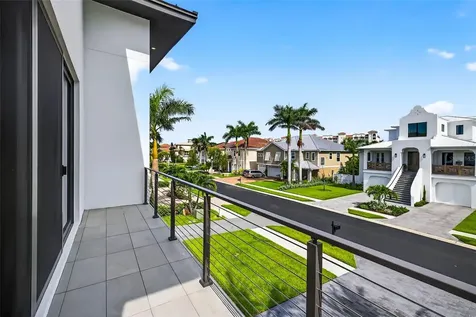131 Forest Hills Drive Redington Shores FL 33708