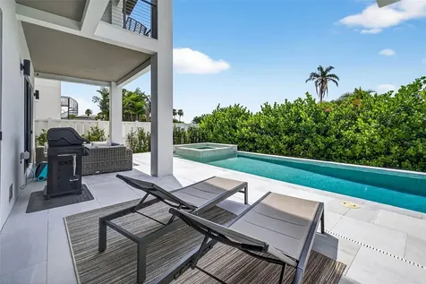 131 Forest Hills Drive Redington Shores FL 33708