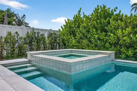 131 Forest Hills Drive Redington Shores FL 33708