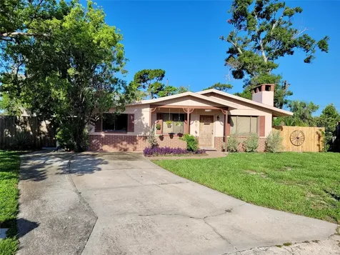 6285 52nd Court N St Petersburg FL 33709