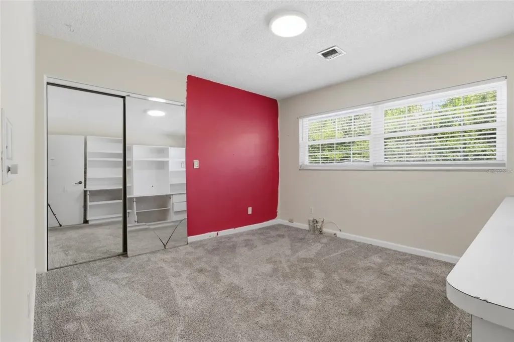 5627 Oakland Drive Tampa FL 33617