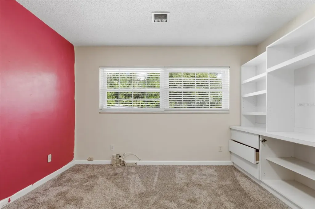 5627 Oakland Drive Tampa FL 33617