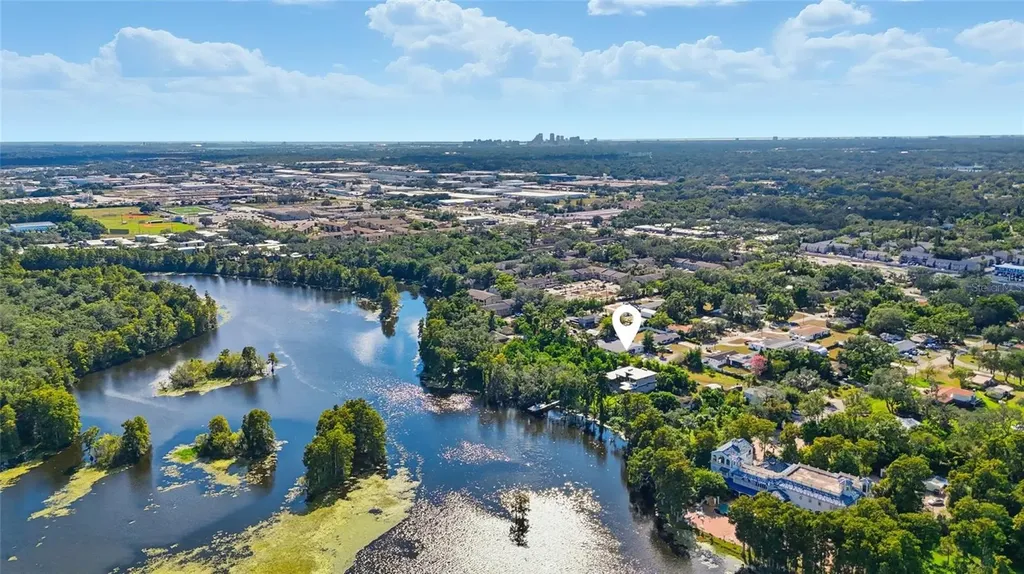 5627 Oakland Drive Tampa FL 33617