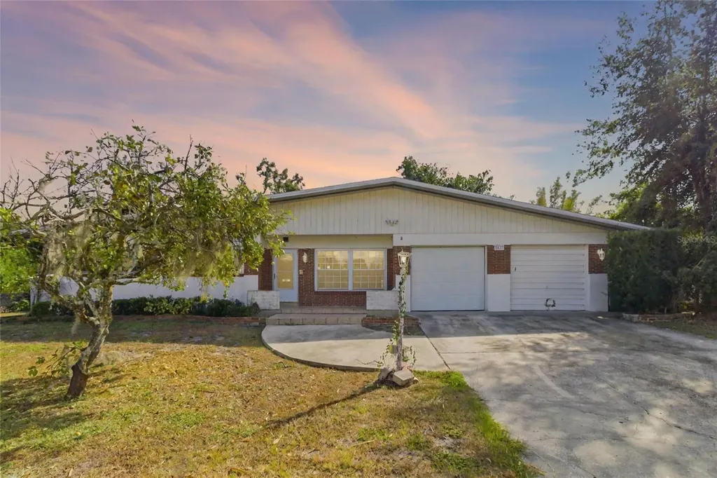 5627 Oakland Drive Tampa FL 33617