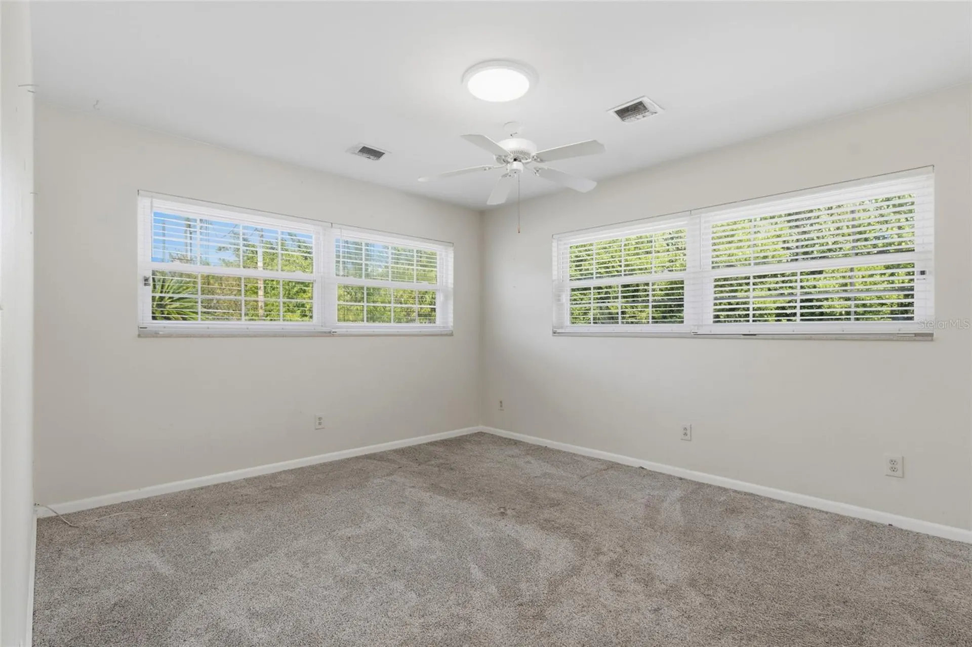 5627 Oakland Drive Tampa FL 33617