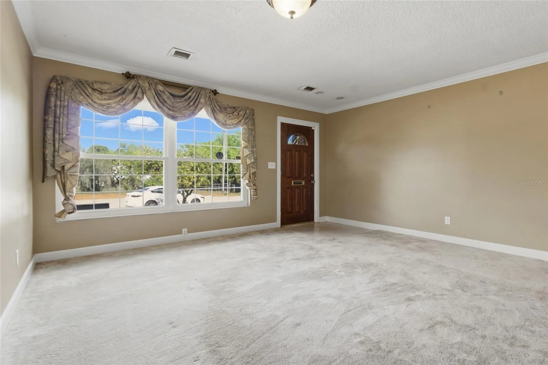 5627 Oakland Drive Tampa FL 33617