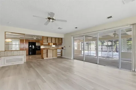 5627 Oakland Drive Tampa FL 33617
