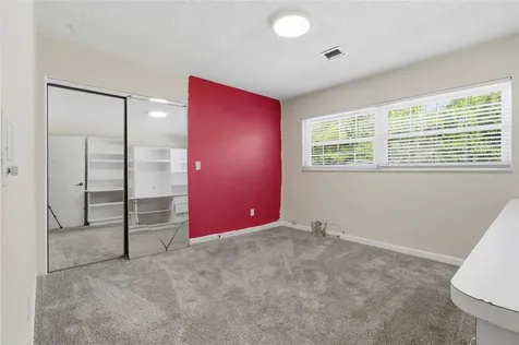 5627 Oakland Drive Tampa FL 33617