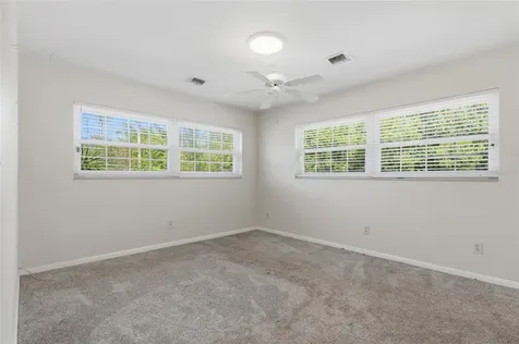 5627 Oakland Drive Tampa FL 33617