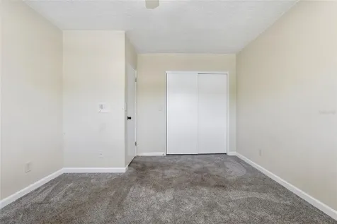 5627 Oakland Drive Tampa FL 33617