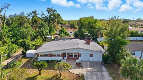 5627 Oakland Drive Tampa FL 33617