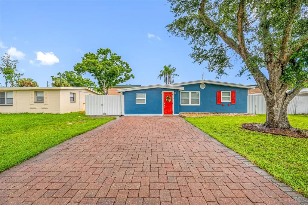 6563 65th Avenue N Pinellas Park FL 33781