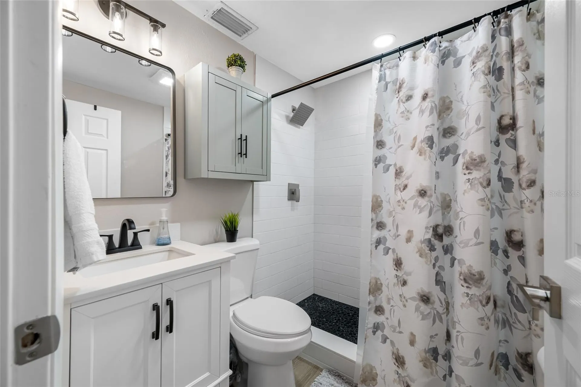 6563 65th Avenue N Pinellas Park FL 33781