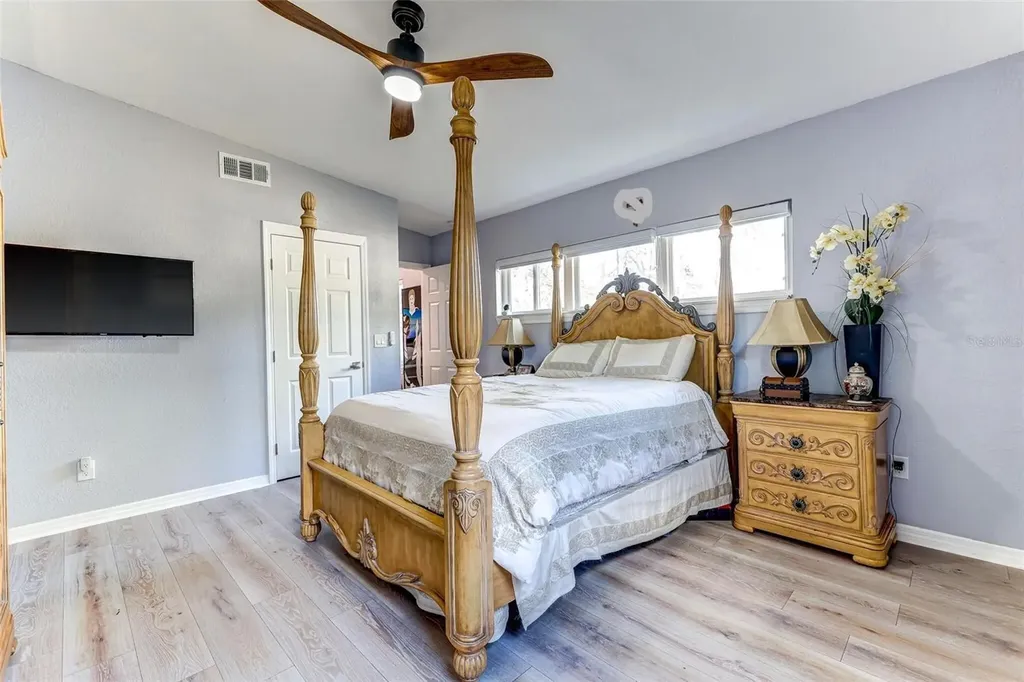 740 Naples Drive Orlando FL 32804