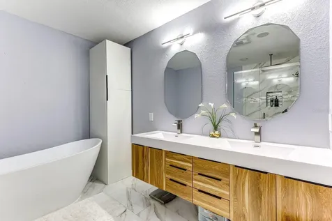 740 Naples Drive Orlando FL 32804