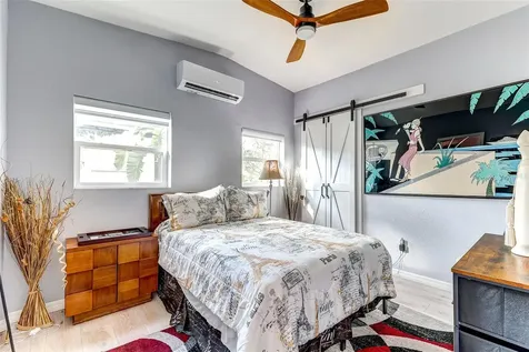 740 Naples Drive Orlando FL 32804