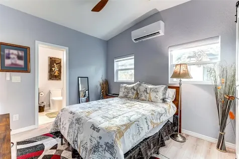 740 Naples Drive Orlando FL 32804