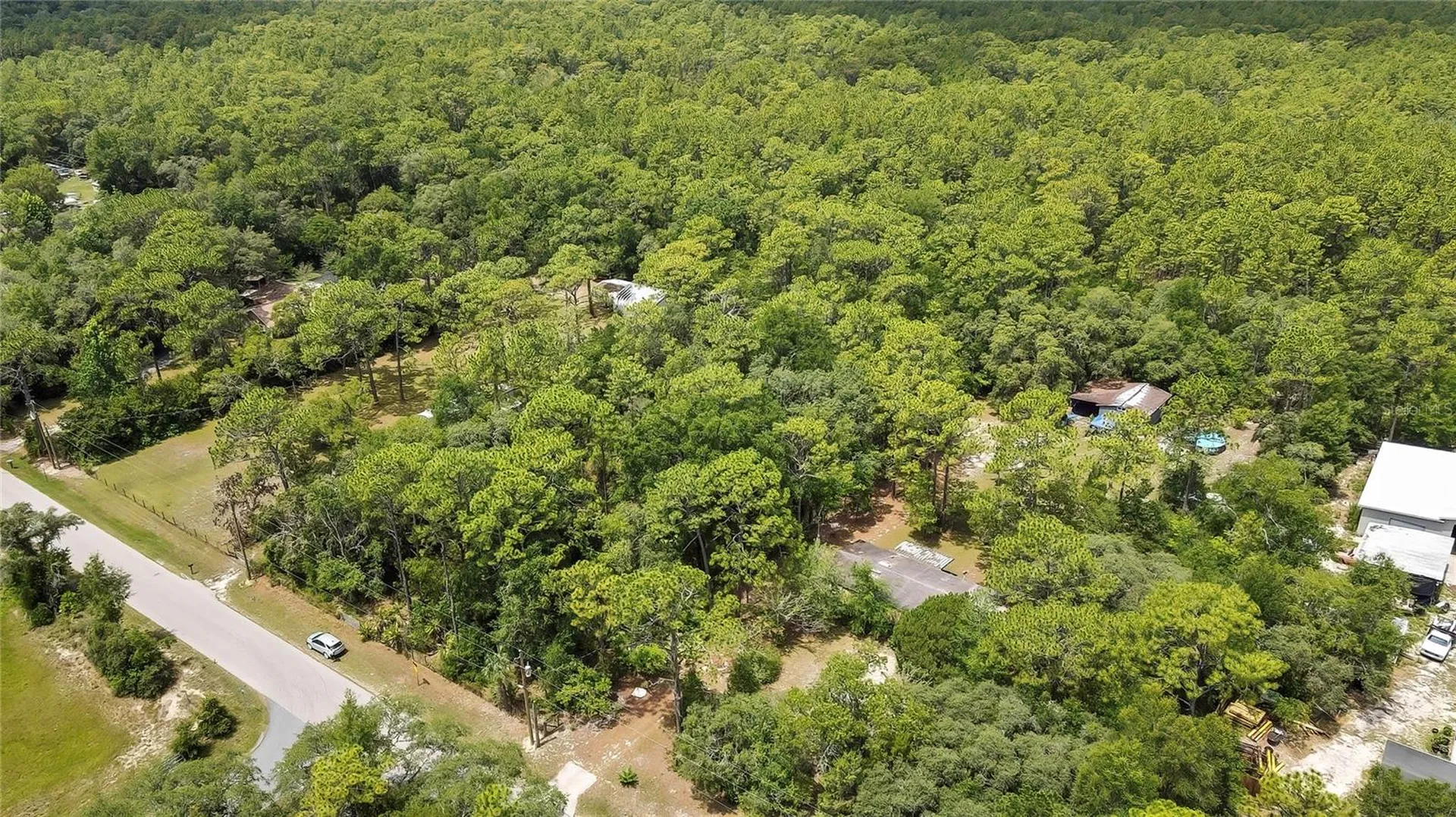 1672 S Colonial Avenue Homosassa FL 34448