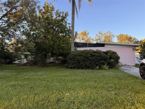 2911 Novus Street Sarasota FL 34237