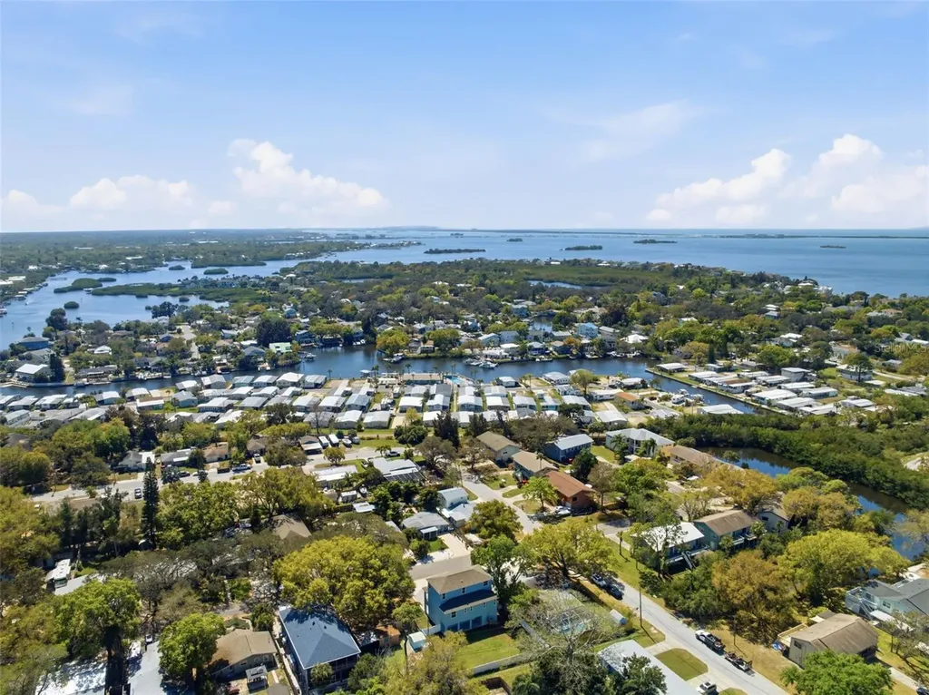 132 Pennsylvania Avenue Palm Harbor FL 34683